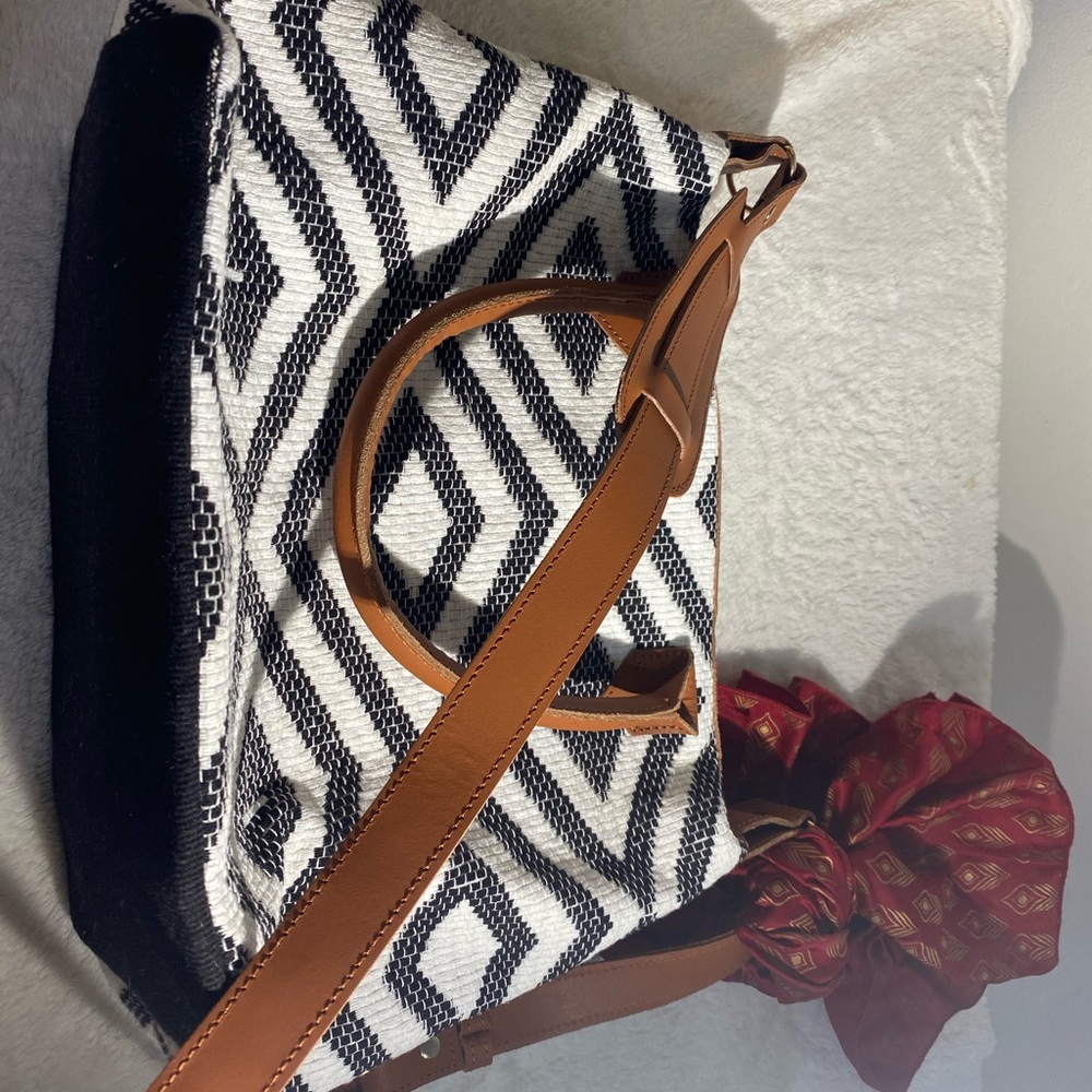 Tribe alive med purse